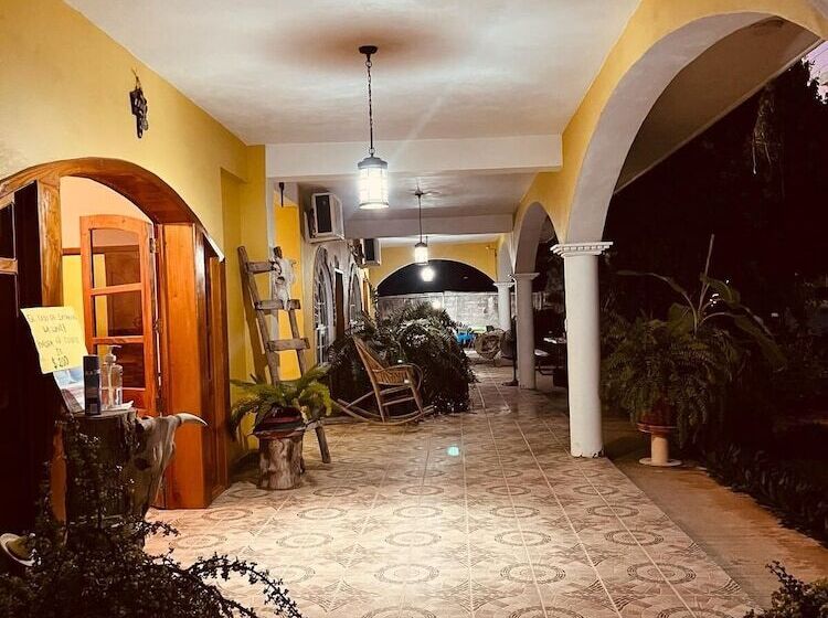 هتل Hacienda Huasteca