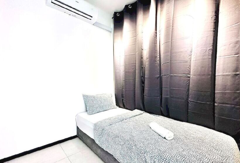 بنسيون Oyo Home 90948 Irishe Homestay Penang City Seaview