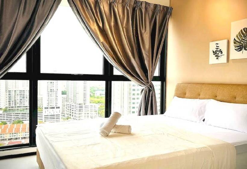 پانسیون Oyo Home 90948 Irishe Homestay Penang City Seaview