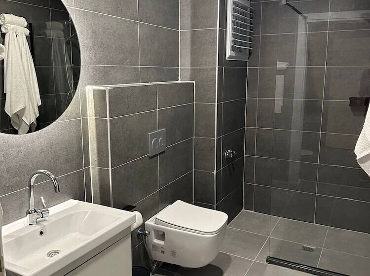 Cali Royal Otel