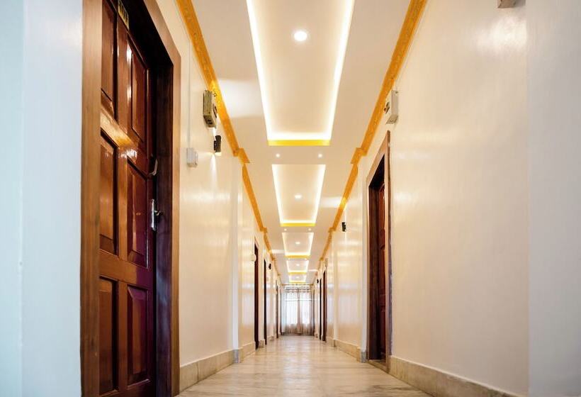 هتل Country Inn