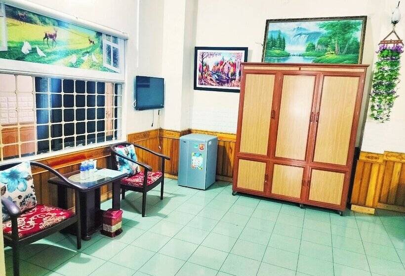 Hoa Do Hotel   Ha Tinh