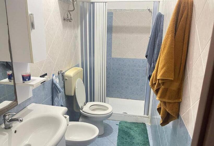 بنسيون Marina Di San Lorenzo Guest House