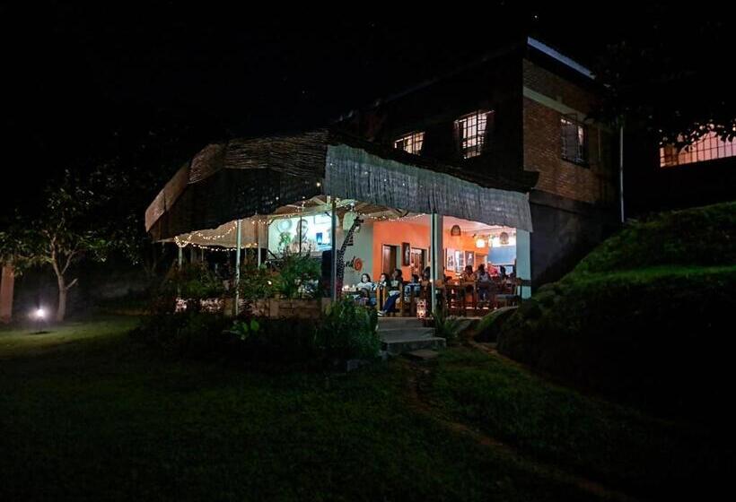 هاستل Blend Lodge And Kitchen   Pakachere