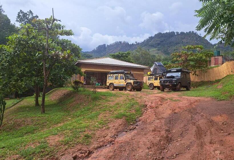 هاستل Blend Lodge And Kitchen   Pakachere