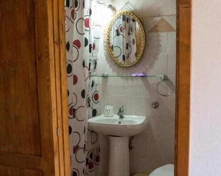 مبيت وإفطار A Taverna Intru U Vicu