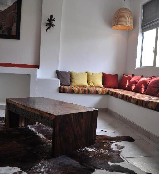تختخواب و صبحانه Alte Villa Boutique