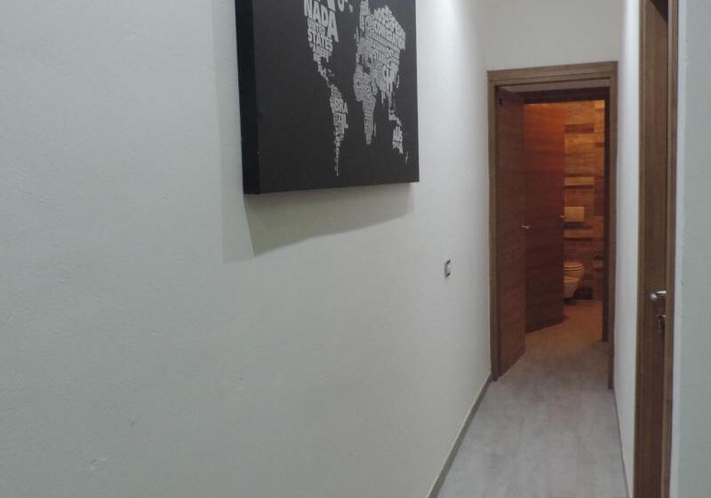צימר La Suite Rooms & Apartments