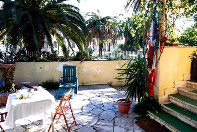 تختخواب و صبحانه L'Auberge