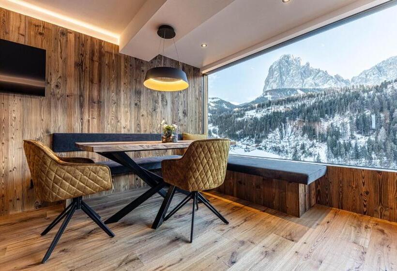 مبيت وإفطار Enjoy Dolomites   Chalet