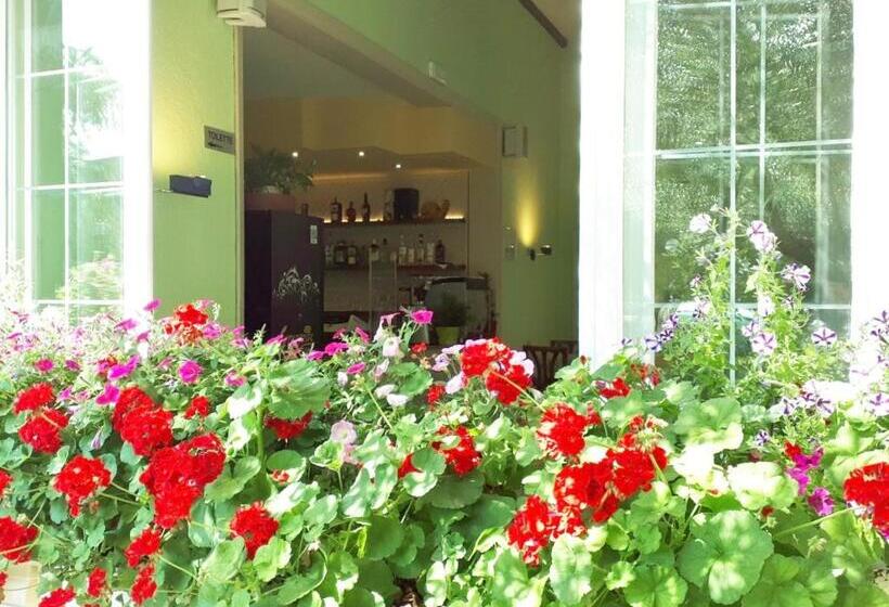 هتل Albergo La Quiete