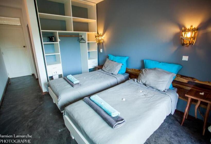 هتل Casa Jules