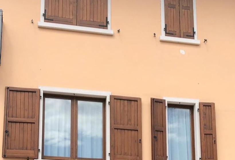 هتل Casa Albergo Sorriso