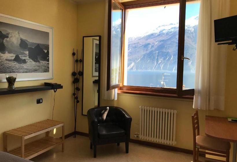هتل Casa Albergo Sorriso