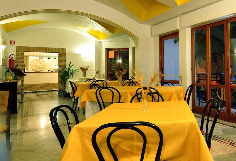 בית מלון כפרי Donato