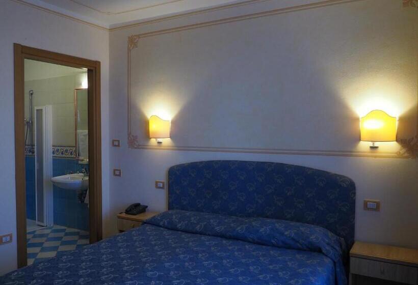 هتل Locanda Ruscello Garnì