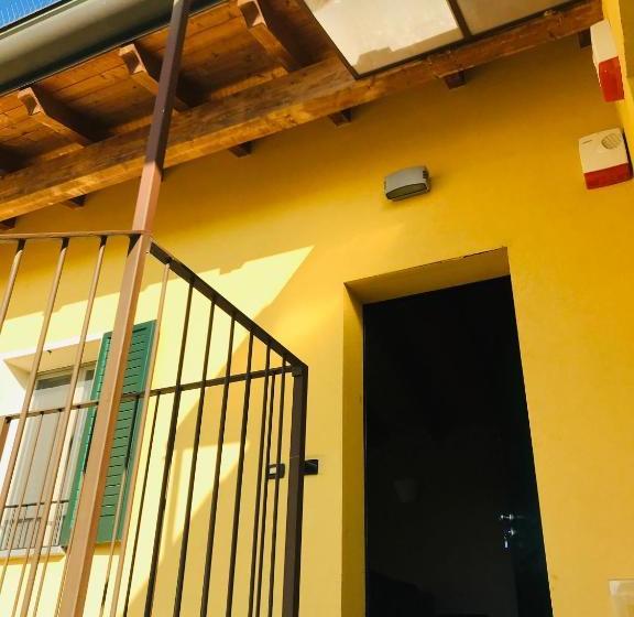 فندق Locanda Stendhal