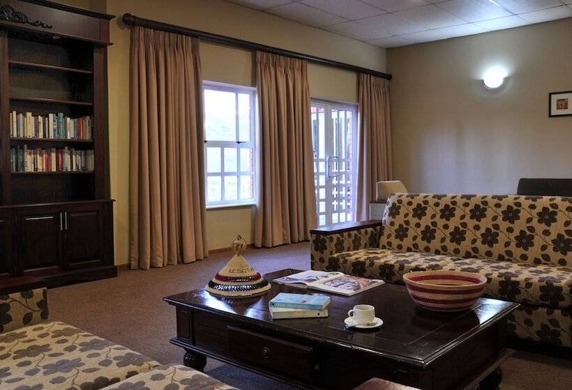 هتل Mohale Lodge