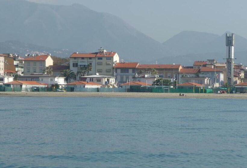 هتل Pardini