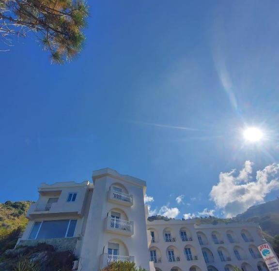 فندق Ristorante La Scogliera