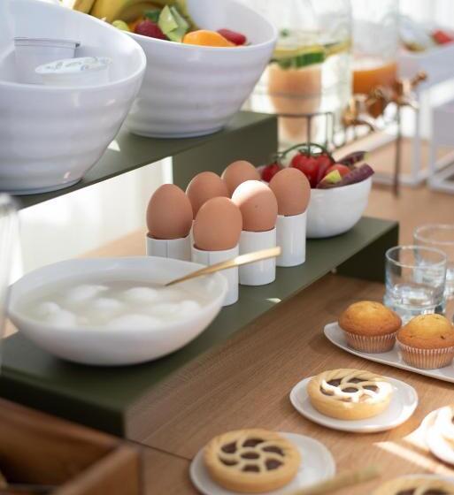 تختخواب و صبحانه Borgofreddo Luxury Suite