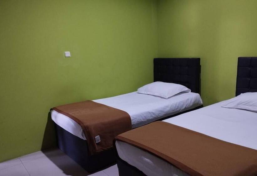 هتل Oyo 93764 Homestay Citra