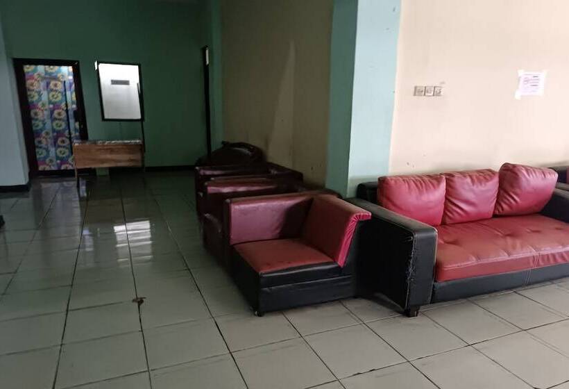 هتل Oyo 93764 Homestay Citra