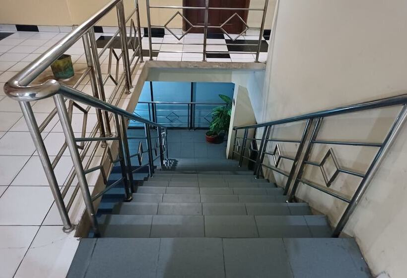 هتل Oyo 93764 Homestay Citra