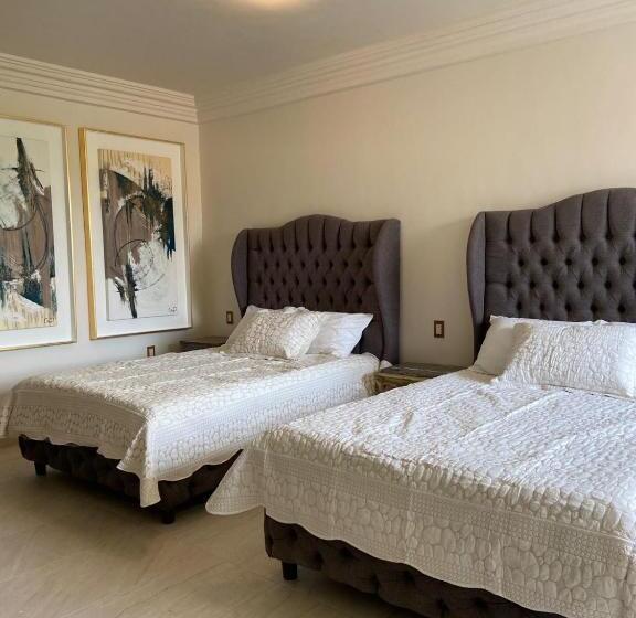 هتل Boutique Casa Antonieta