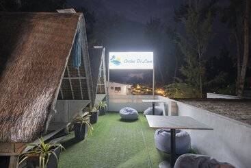 هتل Costas De Liwa Bar & Beach Resort