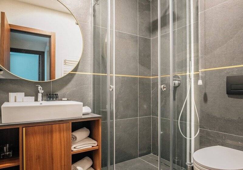 هتل Kocka Vrnjačka Banja