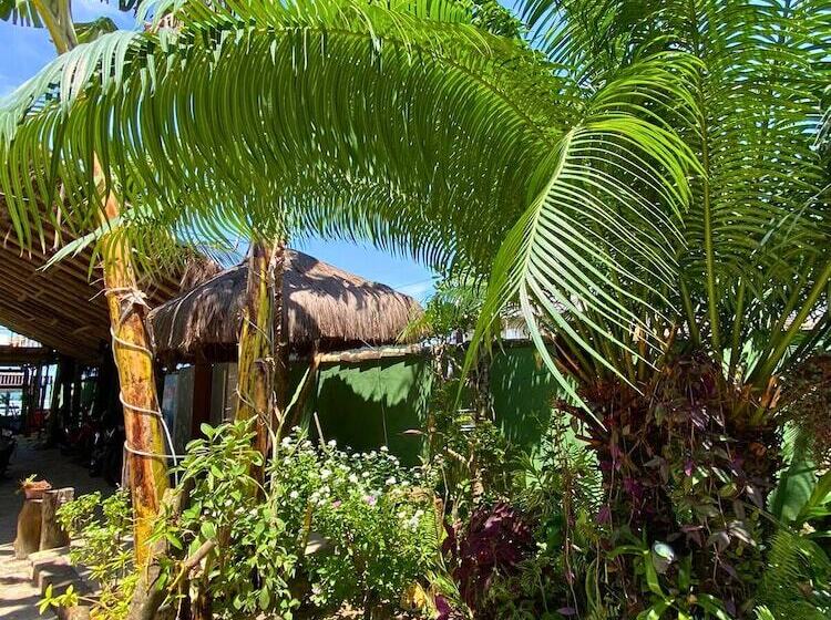 ホテル Restaurante E Pousada   Ilha Bonita