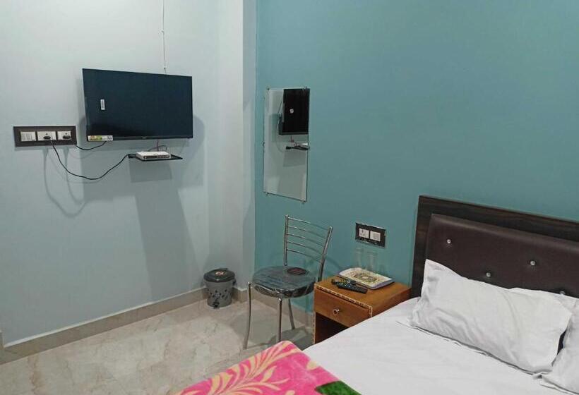 فندق Narayan Inn