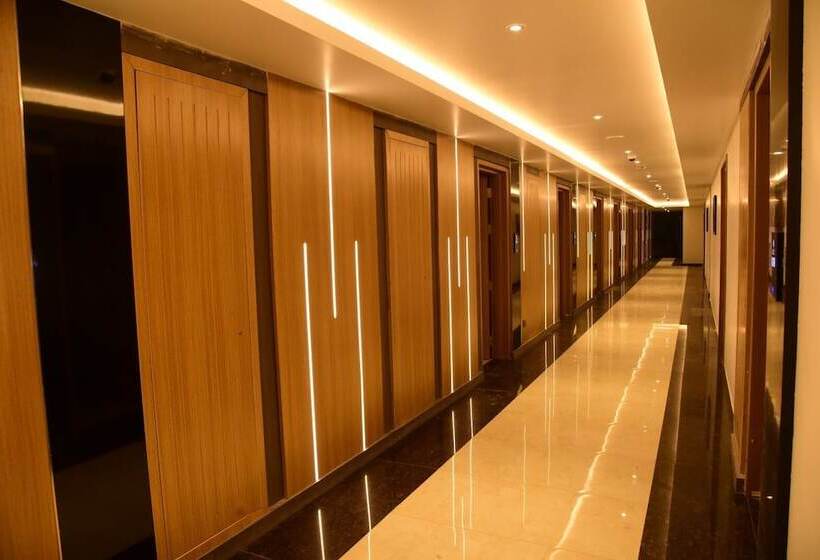 فندق Grand Serene, Mysore