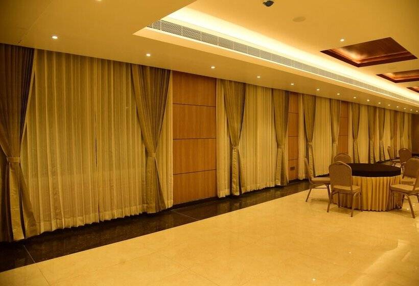 فندق Grand Serene, Mysore