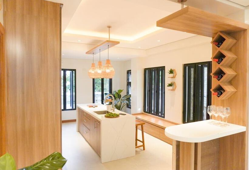فندق Villa Ferrer