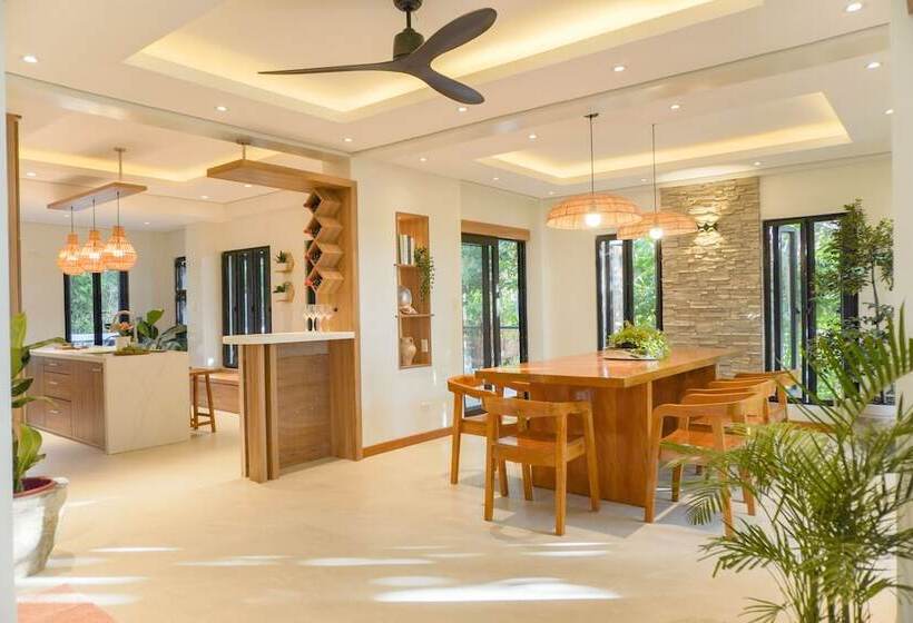 فندق Villa Ferrer
