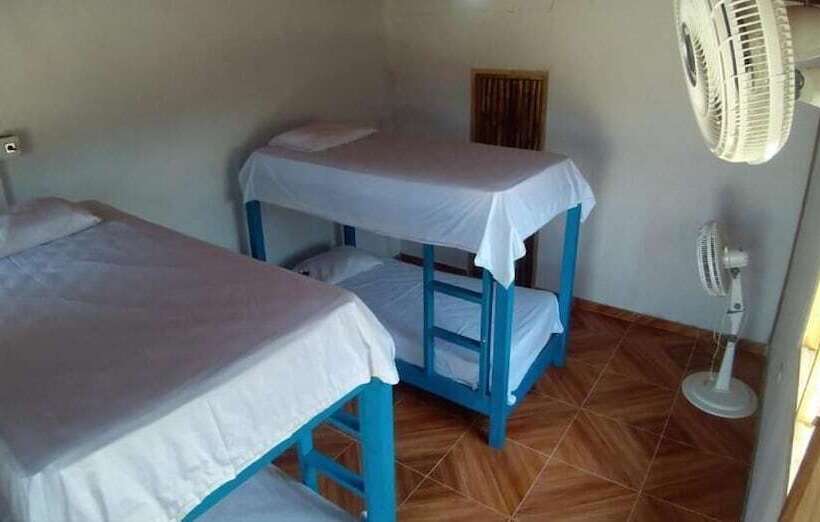 Urantia Beach Hostel & Camping