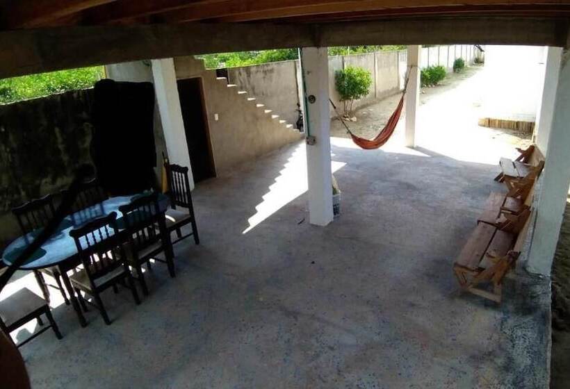 Urantia Beach Hostel & Camping