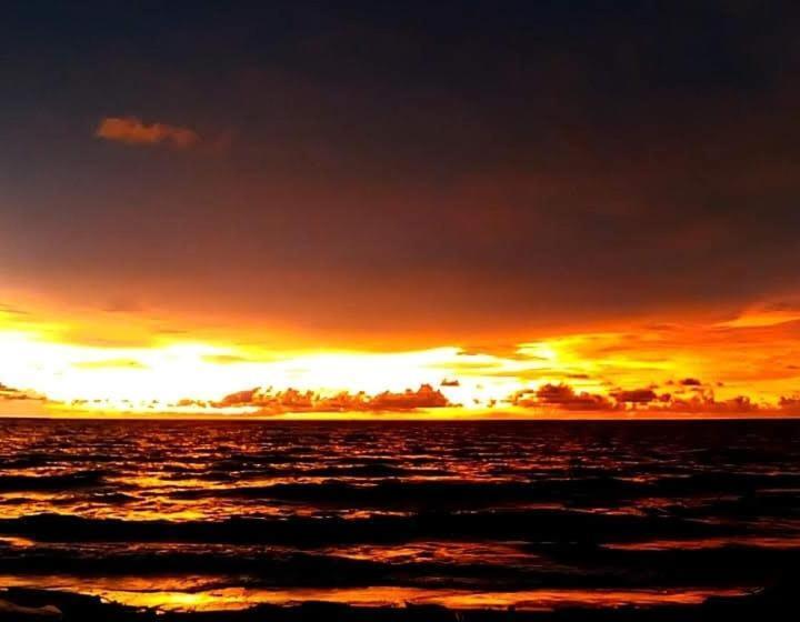 Urantia Beach Hostel & Camping