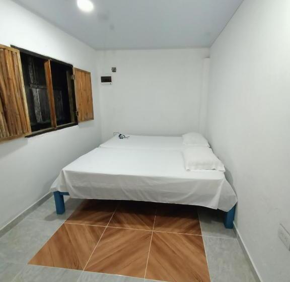 Urantia Beach Hostel & Camping