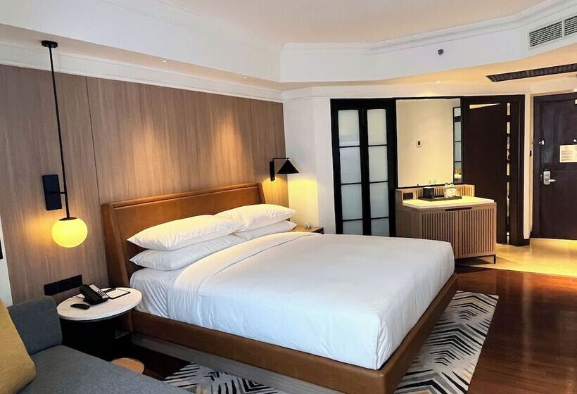 هتل Sheraton Jakarta Soekarno Hatta Airport