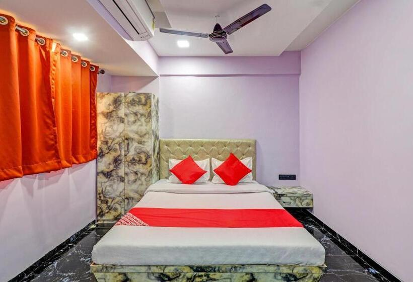 호텔 Kirtiraj Lodging And Boarding