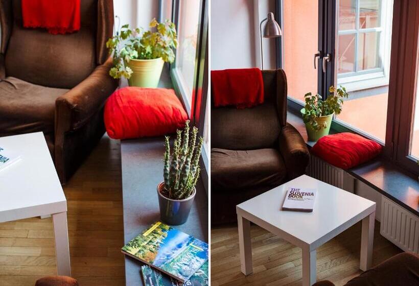 Hostel Cukrarna Guest Accommodation