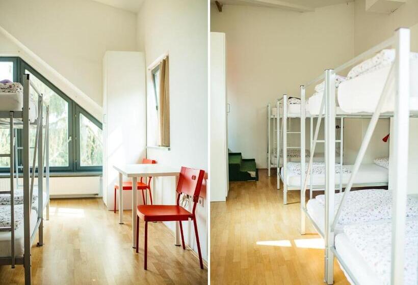 Hostel Cukrarna Guest Accommodation