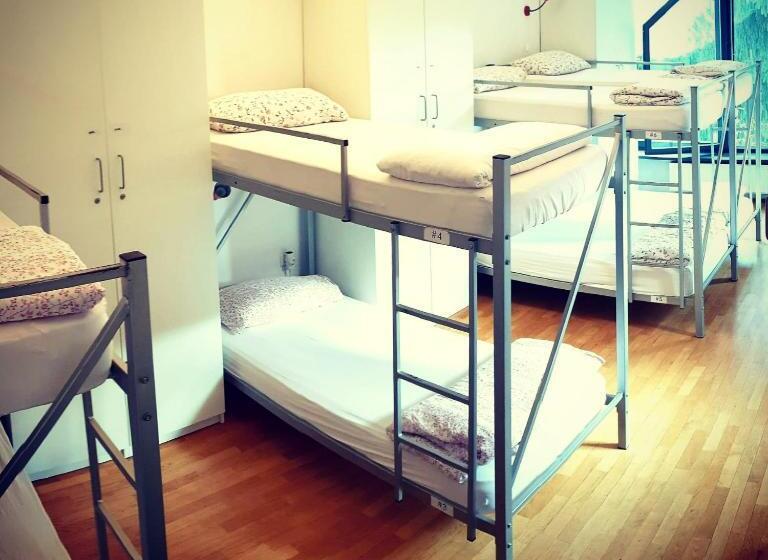 Hostel Cukrarna Guest Accommodation