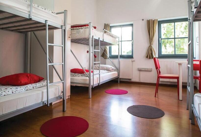 Hostel Cukrarna Guest Accommodation