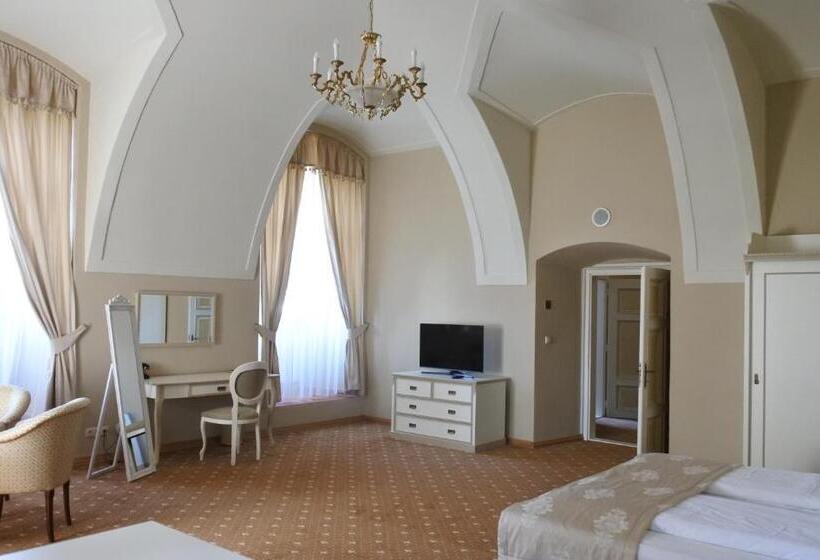 هتل Gino Park Palace
