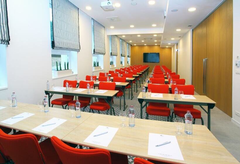 호텔 Pod Lipou Resort