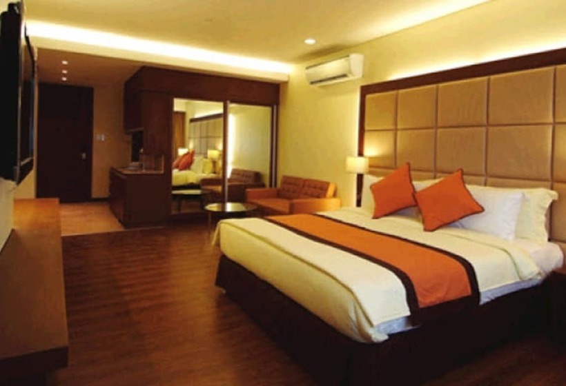 酒店 Santomas Suites